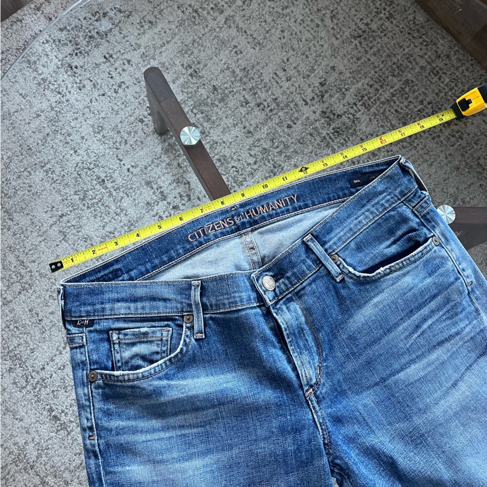 Citizens of Humanity
Dita Petite Bootcut Jeans Sz 32 - Picture 7 of 12